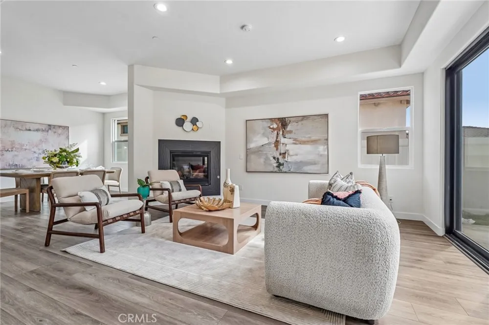 677 Castlehill Walnut, CA 91789