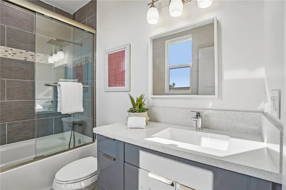 677 Castlehill Walnut, CA 91789