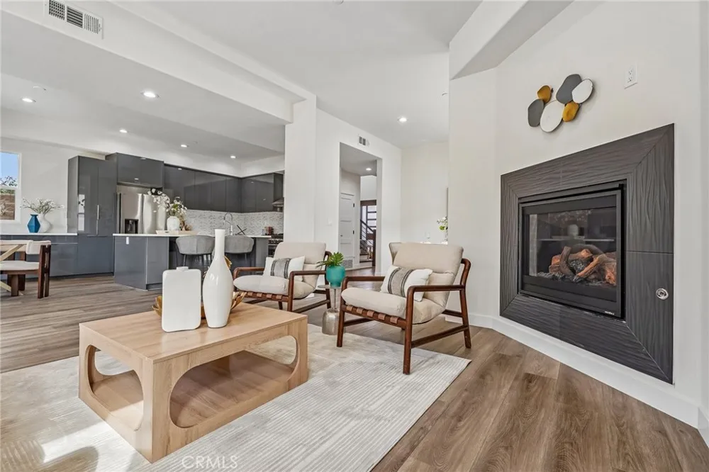 677 Castlehill Walnut, CA 91789