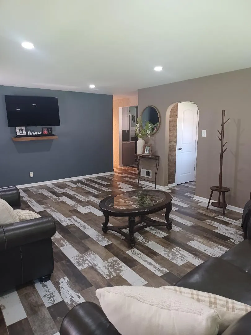 8246 Northcote Avenue Munster, IN 46321