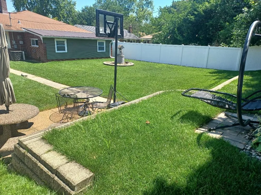 8246 Northcote Avenue Munster, IN 46321