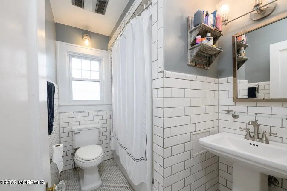 1314 Laurel Avenue Ocean, NJ 07712