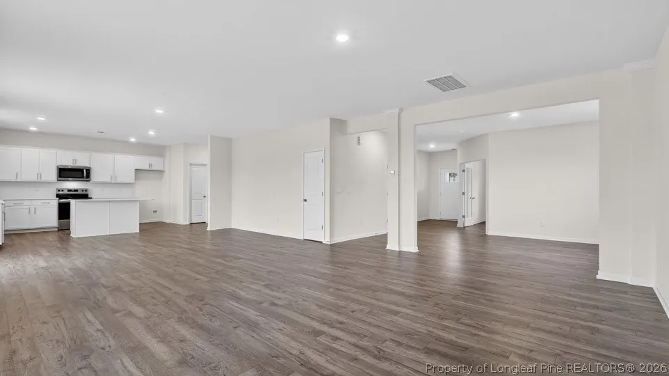 1118 Shoreline Drive Vass, NC 28394