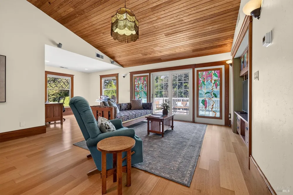 442 Marshall Avenue Petaluma, CA 94952
