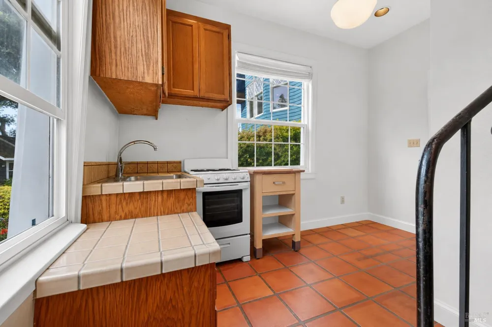 442 Marshall Avenue Petaluma, CA 94952