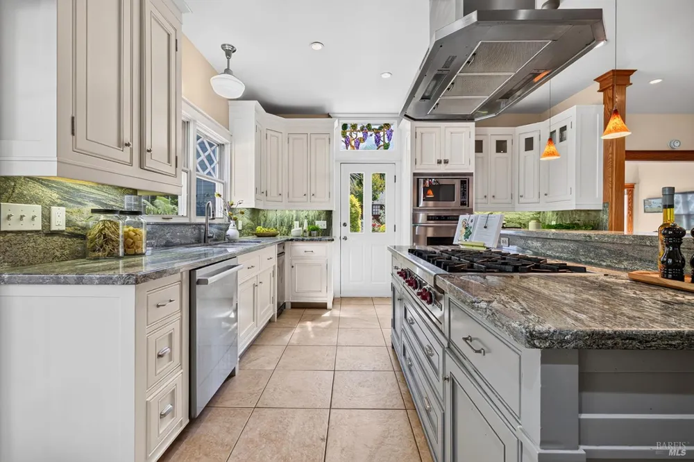 442 Marshall Avenue Petaluma, CA 94952