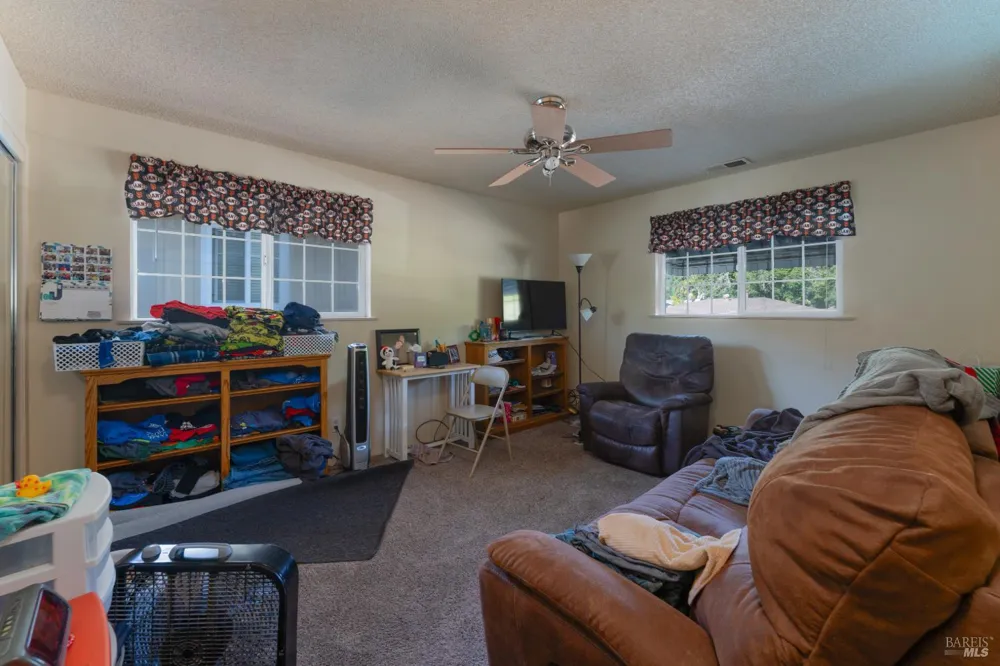 119 Doolan Drive Ukiah, CA 95482