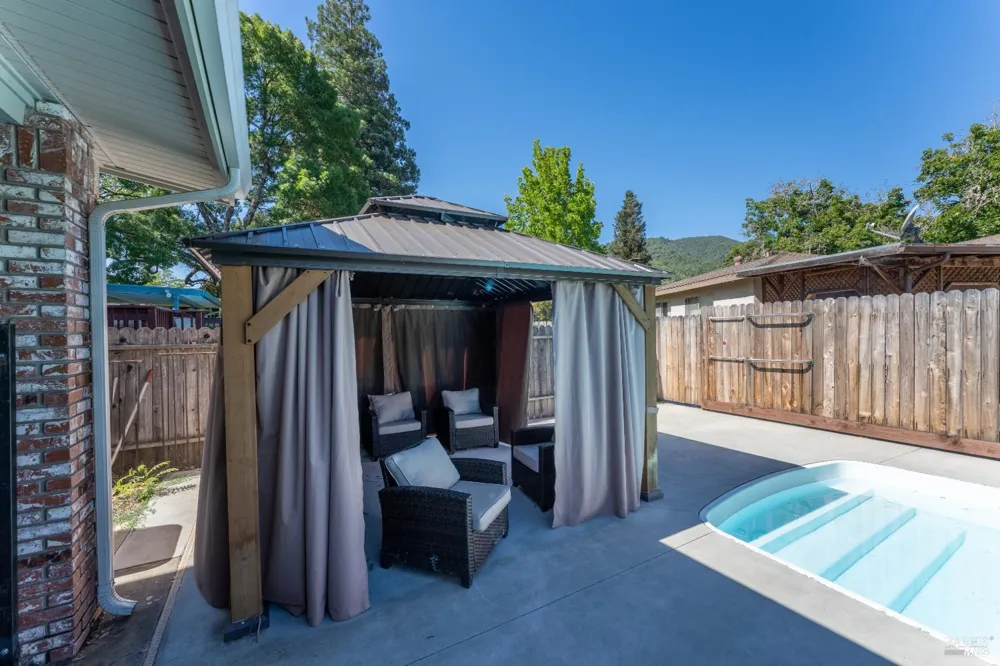 119 Doolan Drive Ukiah, CA 95482