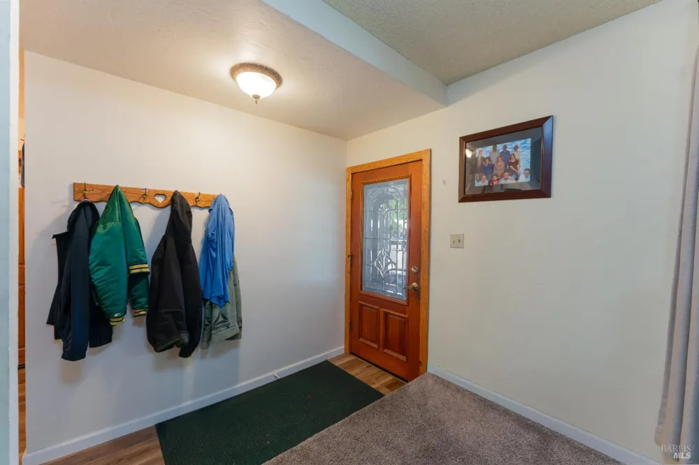 119 Doolan Drive Ukiah, CA 95482