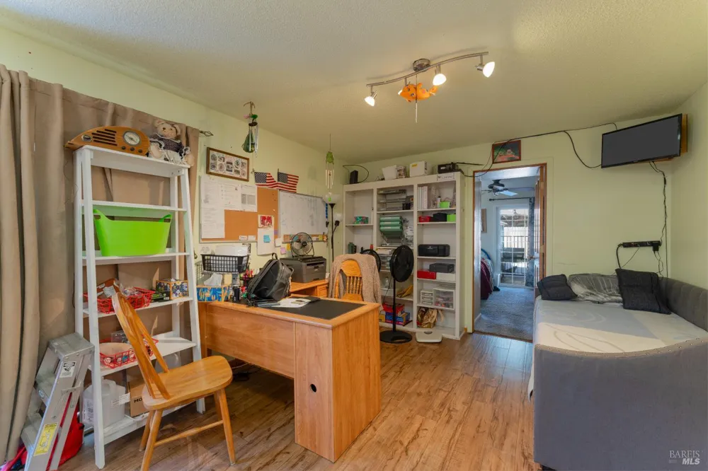 119 Doolan Drive Ukiah, CA 95482