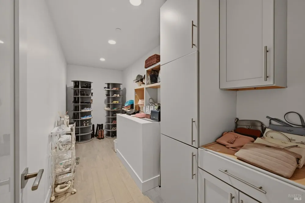 316 Deer Hollow Drive Napa, CA 94558