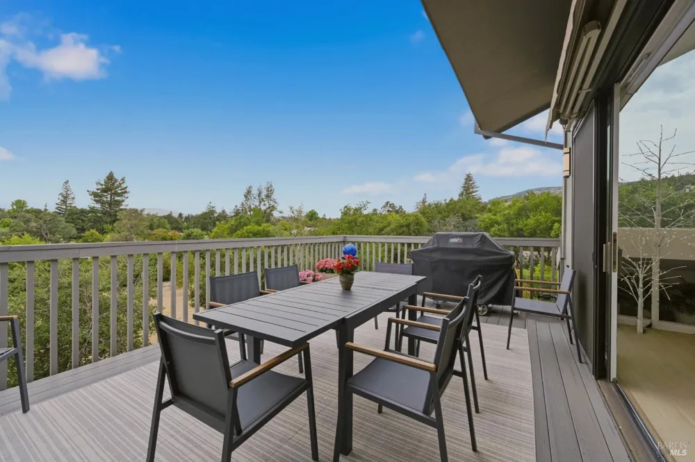 316 Deer Hollow Drive Napa, CA 94558