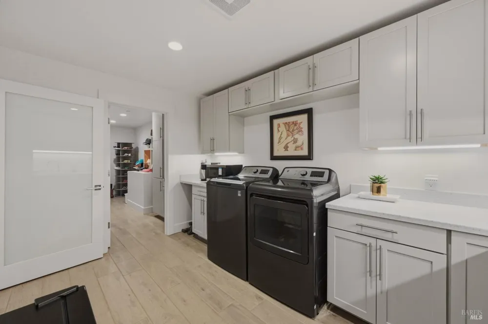 316 Deer Hollow Drive Napa, CA 94558