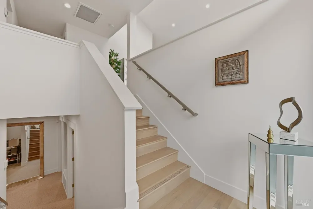 316 Deer Hollow Drive Napa, CA 94558