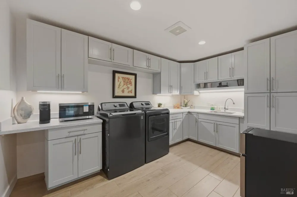 316 Deer Hollow Drive Napa, CA 94558