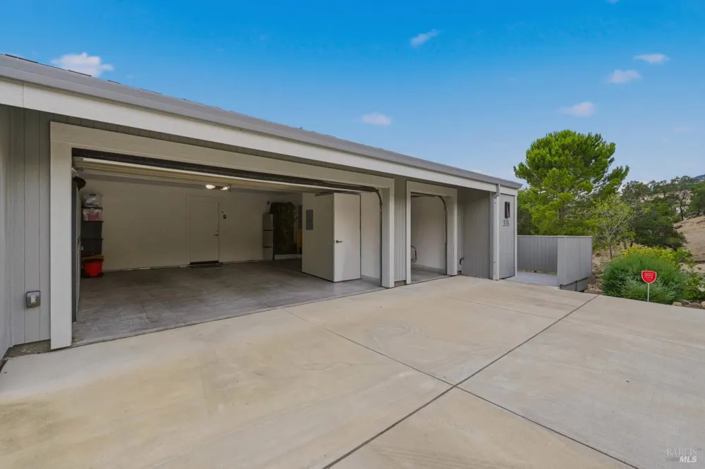 316 Deer Hollow Drive Napa, CA 94558