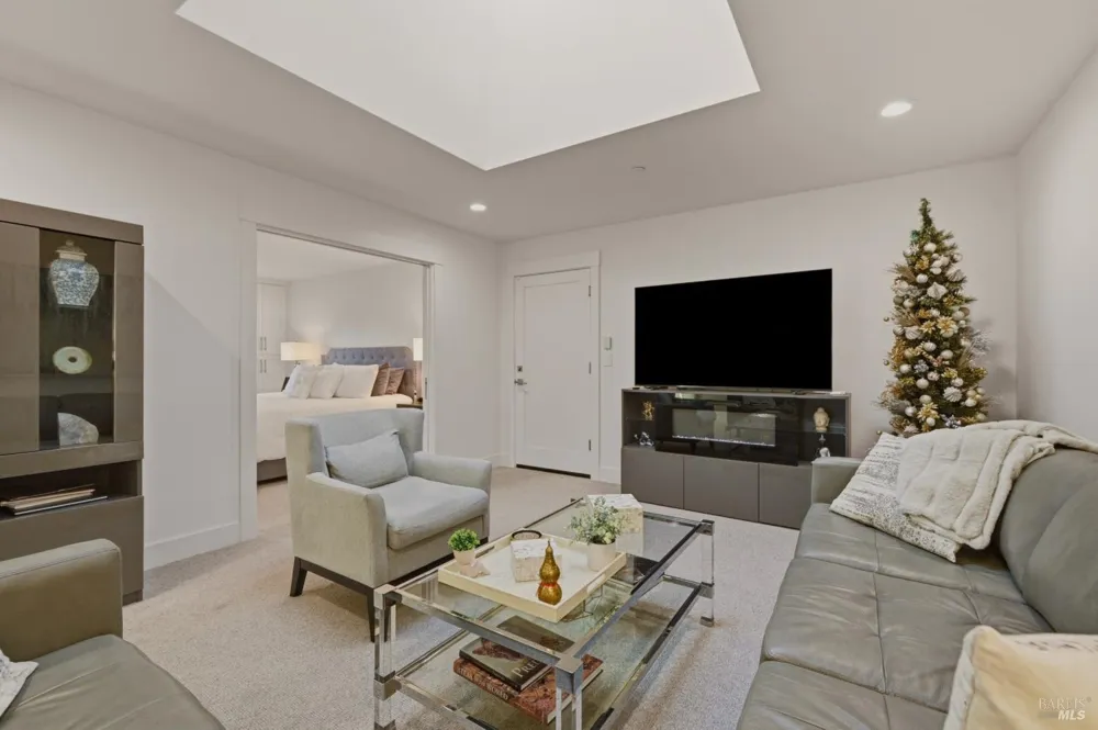 316 Deer Hollow Drive Napa, CA 94558