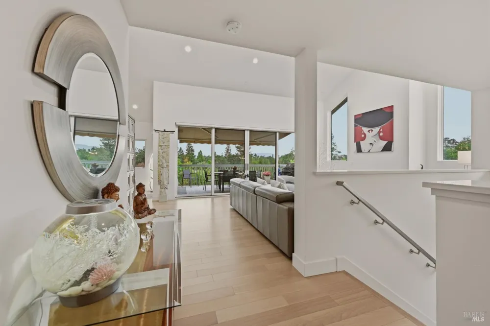 316 Deer Hollow Drive Napa, CA 94558