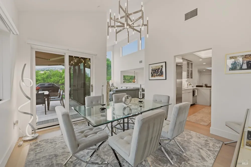 316 Deer Hollow Drive Napa, CA 94558