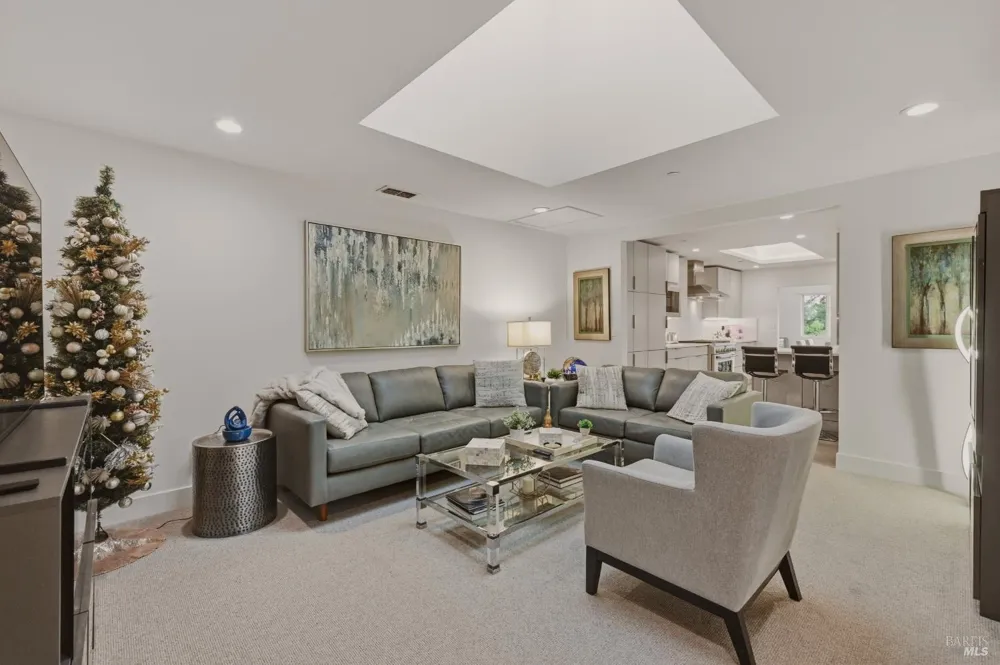 316 Deer Hollow Drive Napa, CA 94558