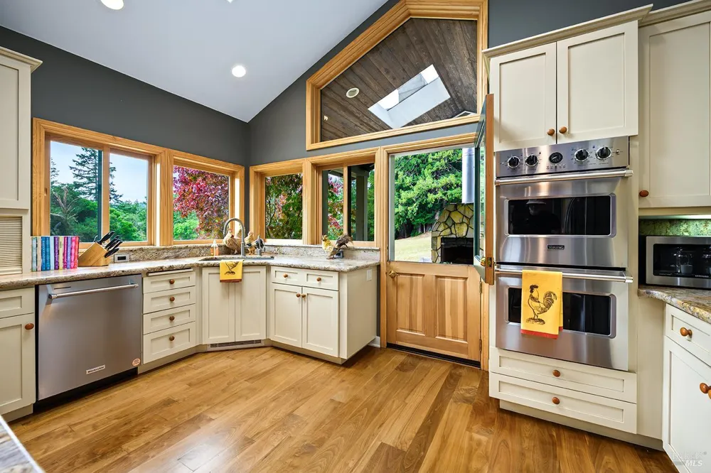 2585 Marra Road Occidental, CA 95465