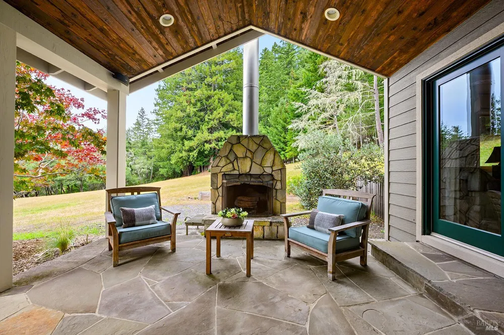 2585 Marra Road Occidental, CA 95465
