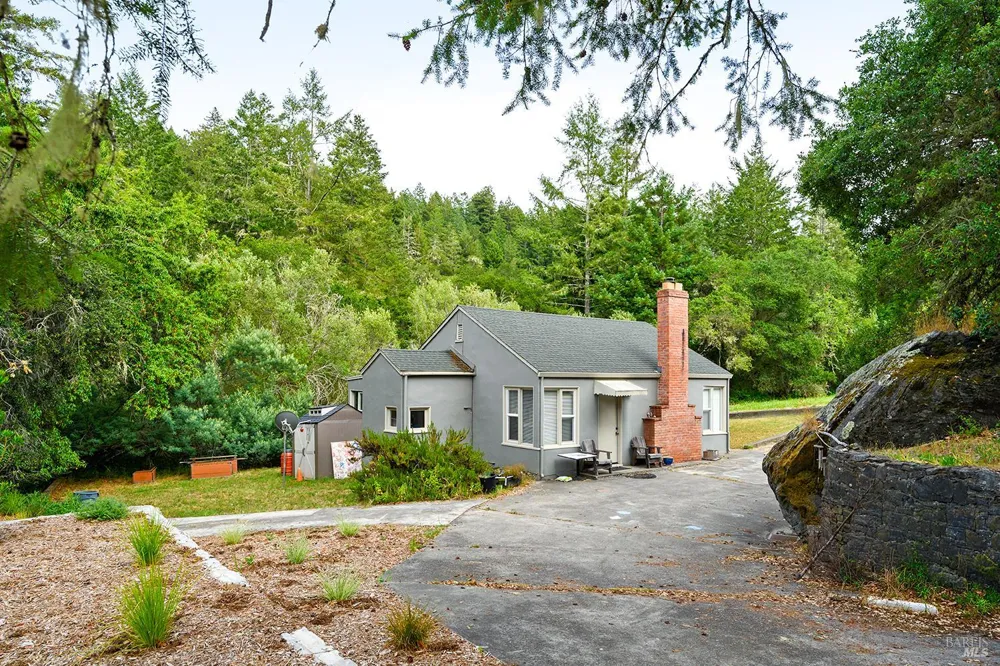 2585 Marra Road Occidental, CA 95465