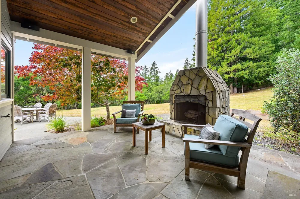 2585 Marra Road Occidental, CA 95465