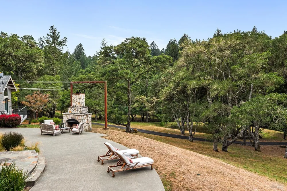 2585 Marra Road Occidental, CA 95465
