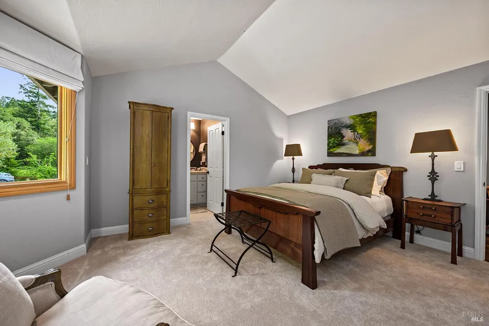 2585 Marra Road Occidental, CA 95465