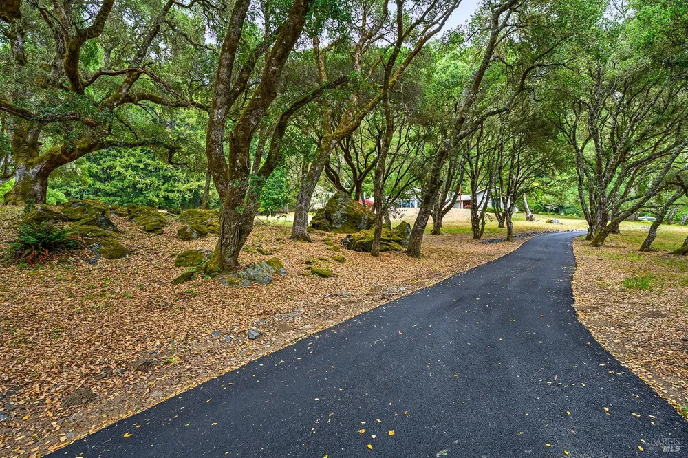 2585 Marra Road Occidental, CA 95465