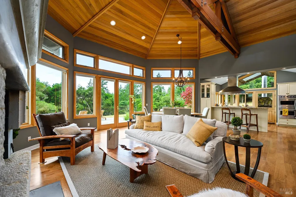 2585 Marra Road Occidental, CA 95465