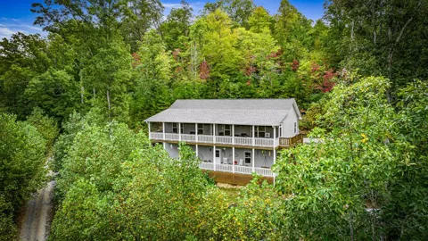 6 Gilliam Road