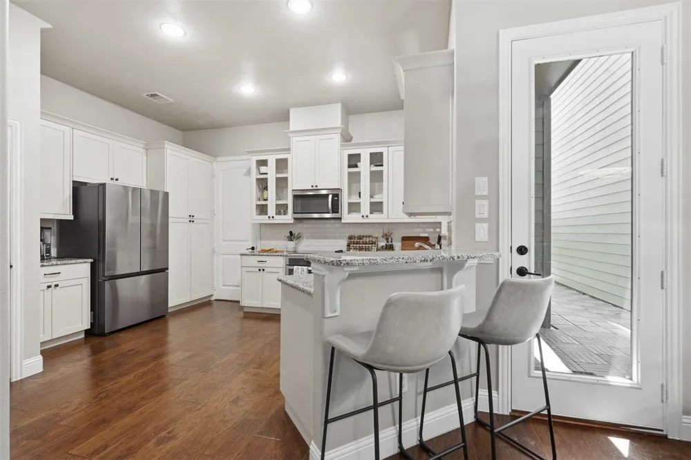 853 Rohan Drive Richardson, TX 75081
