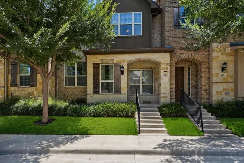 853 Rohan Drive