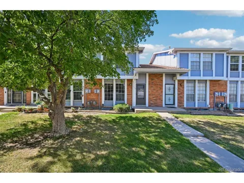 178 Paris Circle