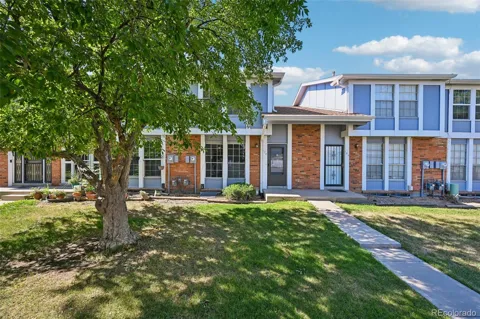 178 Paris Circle