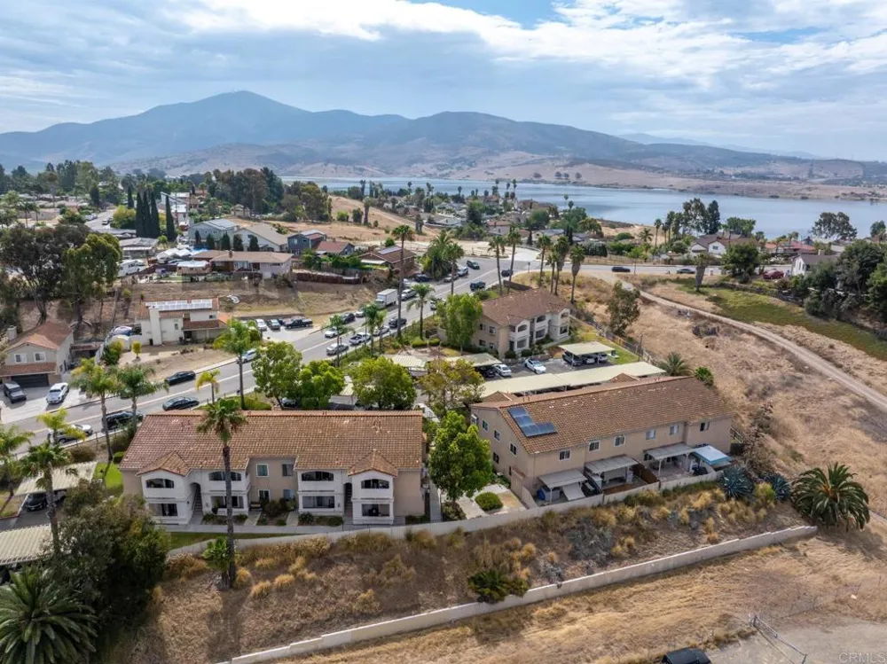 6454 Quarry Rd #8 Spring Valley, CA 91977