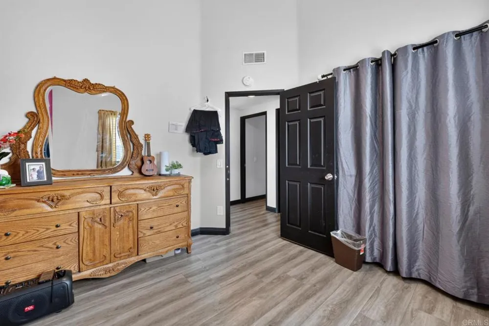 6454 Quarry Rd #8 Spring Valley, CA 91977