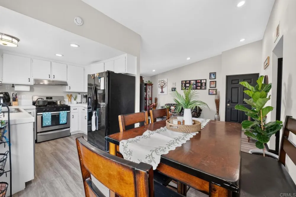 6454 Quarry Rd #8 Spring Valley, CA 91977