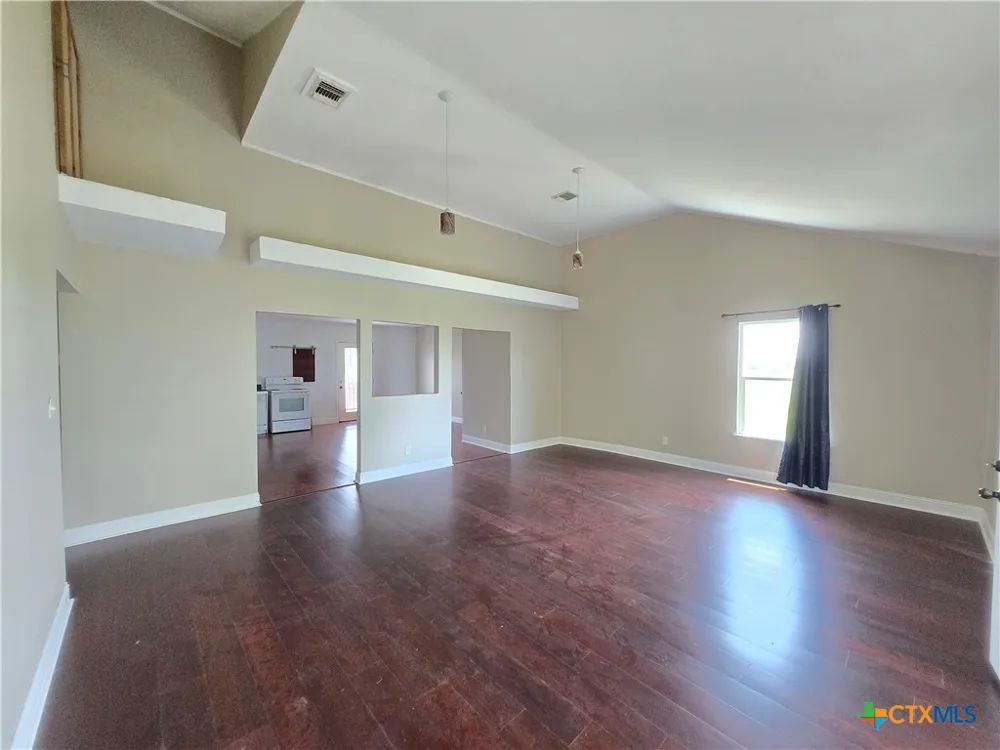 205 Buckskin Drive Palacios, TX 77465