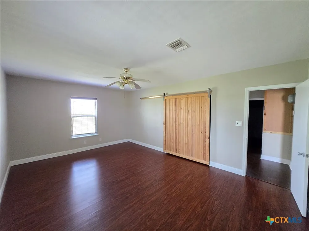 205 Buckskin Drive Palacios, TX 77465