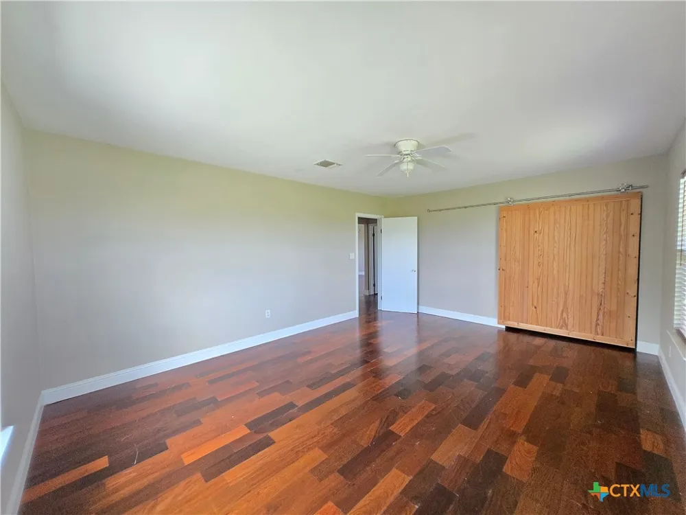 205 Buckskin Drive Palacios, TX 77465