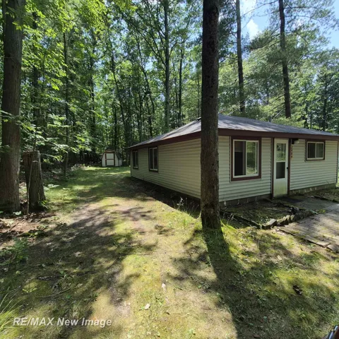 2484 Larry Drive