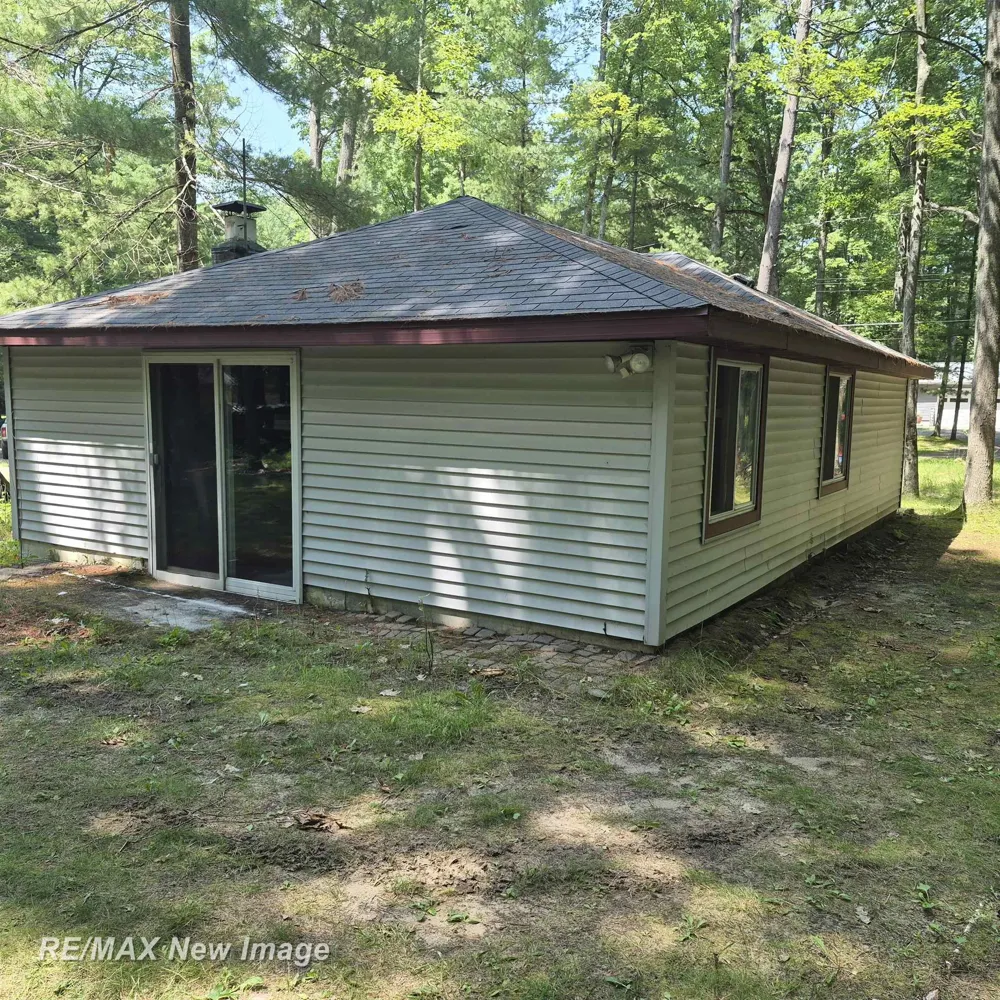 2484 Larry Drive Mills Township, MI 48756