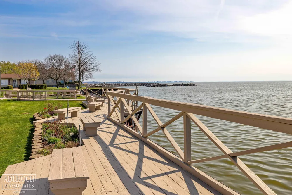 25540 Waterview Drive Harrison Charter Township, MI 48045