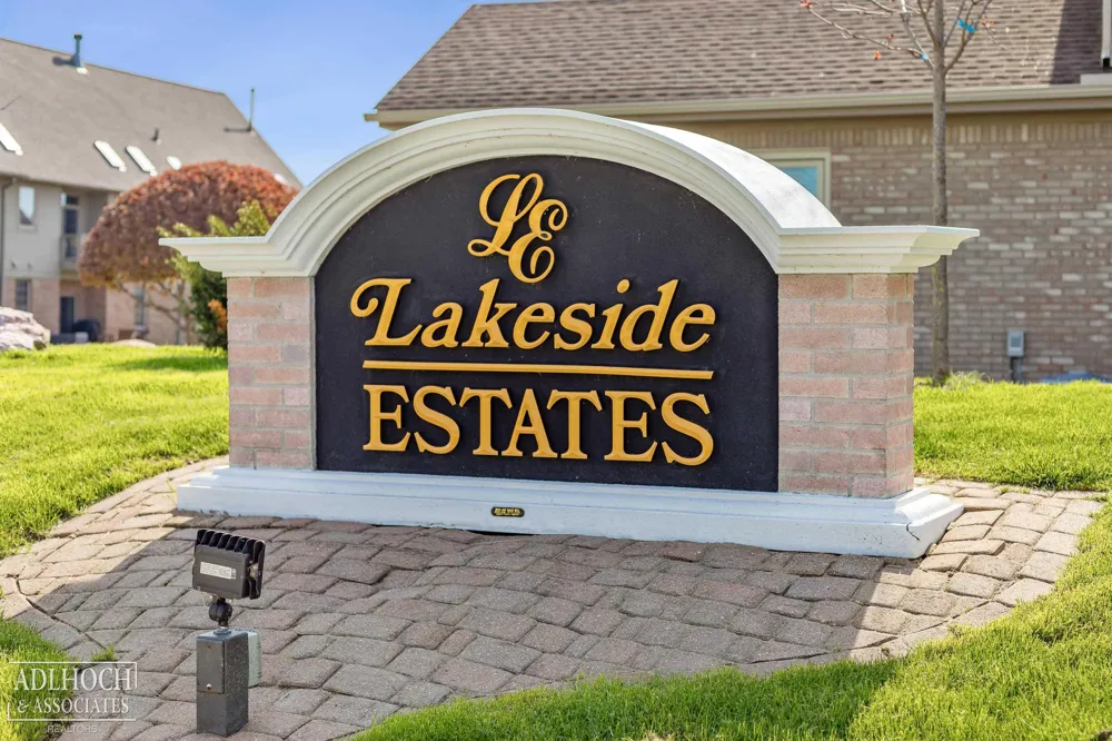 25540 Waterview Drive Harrison Charter Township, MI 48045