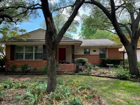 7215 Clemson Drive
