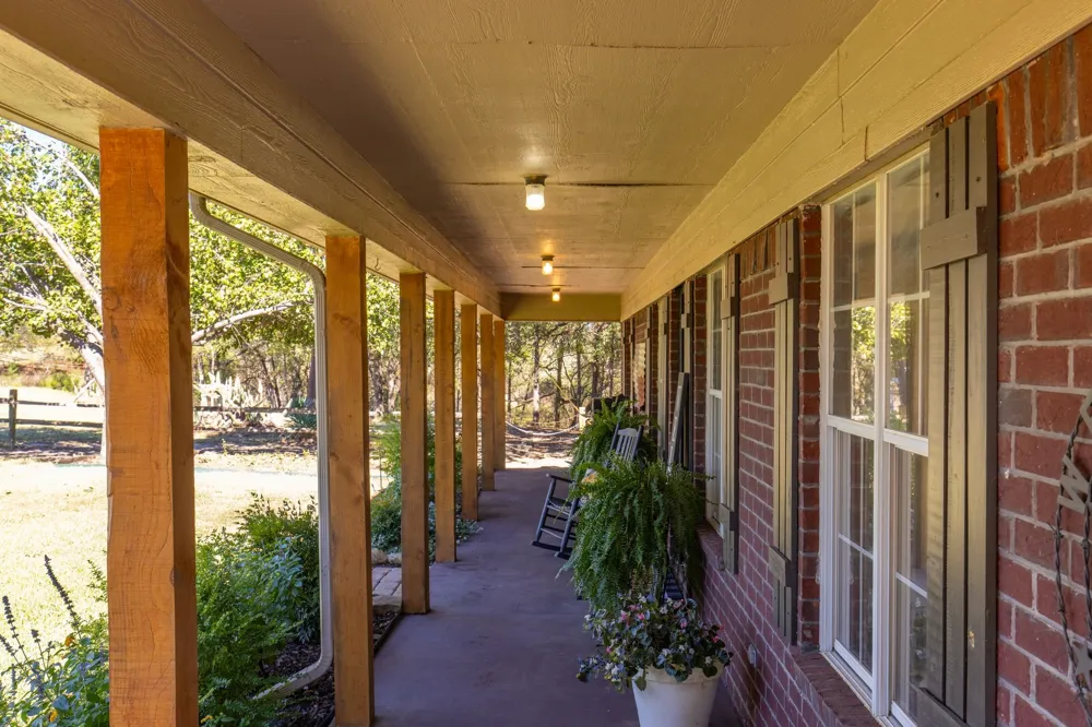 1004 County Road 4574 Sulphur Springs, TX 75482