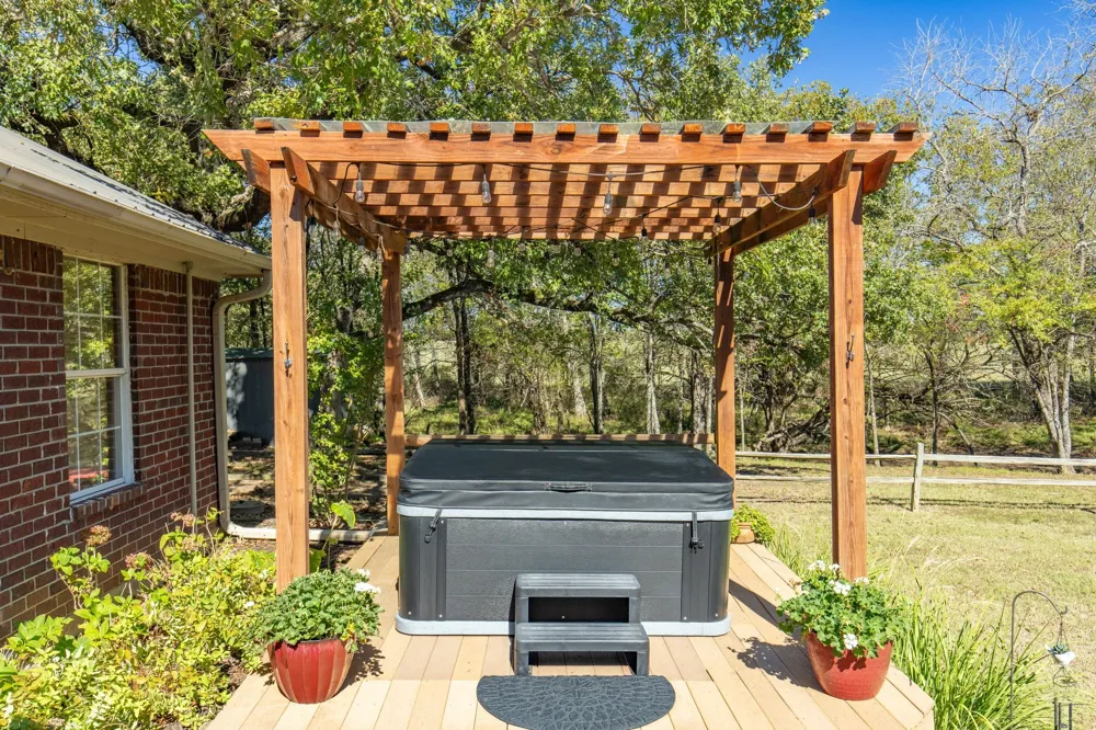 1004 County Road 4574 Sulphur Springs, TX 75482